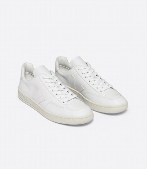 Women's Veja V-12 Leather Low-Top Sneakers White | JVF7161HE