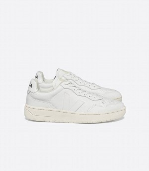 Women's Veja V-90 Leather Low-Top Sneakers White | GMA7332TY