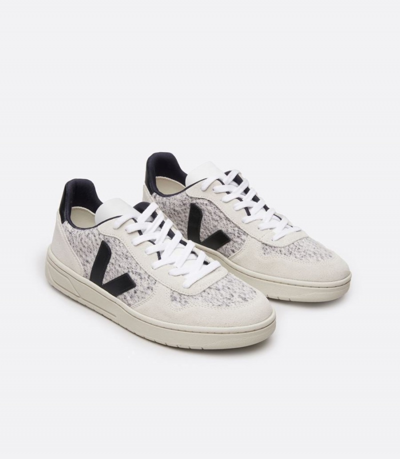 Men's Veja V-10 Flannel Snow Low-Top Sneakers White Black | MCT9399HL