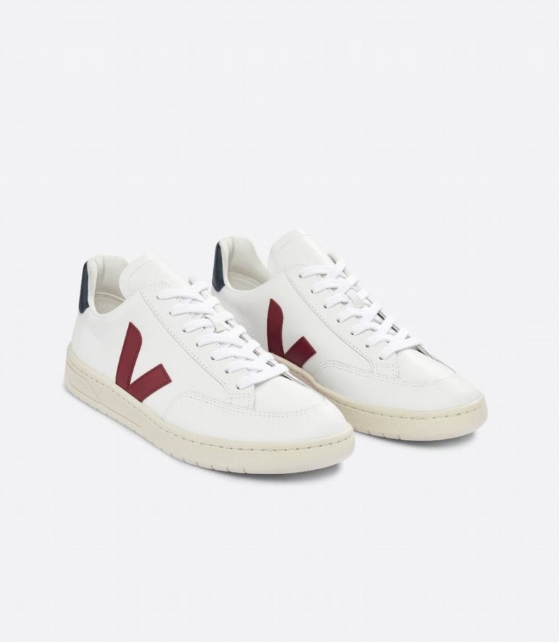 Men\'s Veja V-12 Leather Boat Low-Top Sneakers White Red Black | XTV1942AF