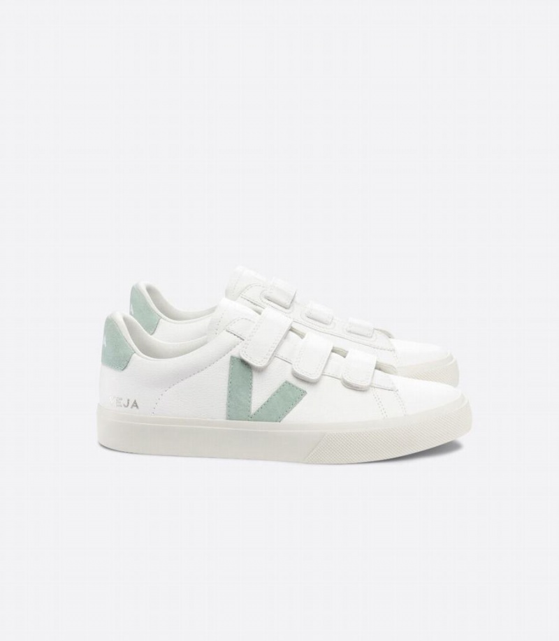 Women\'s Veja Recife Chromefree Leather Low-Top Sneakers White Green | DFZ4450VX