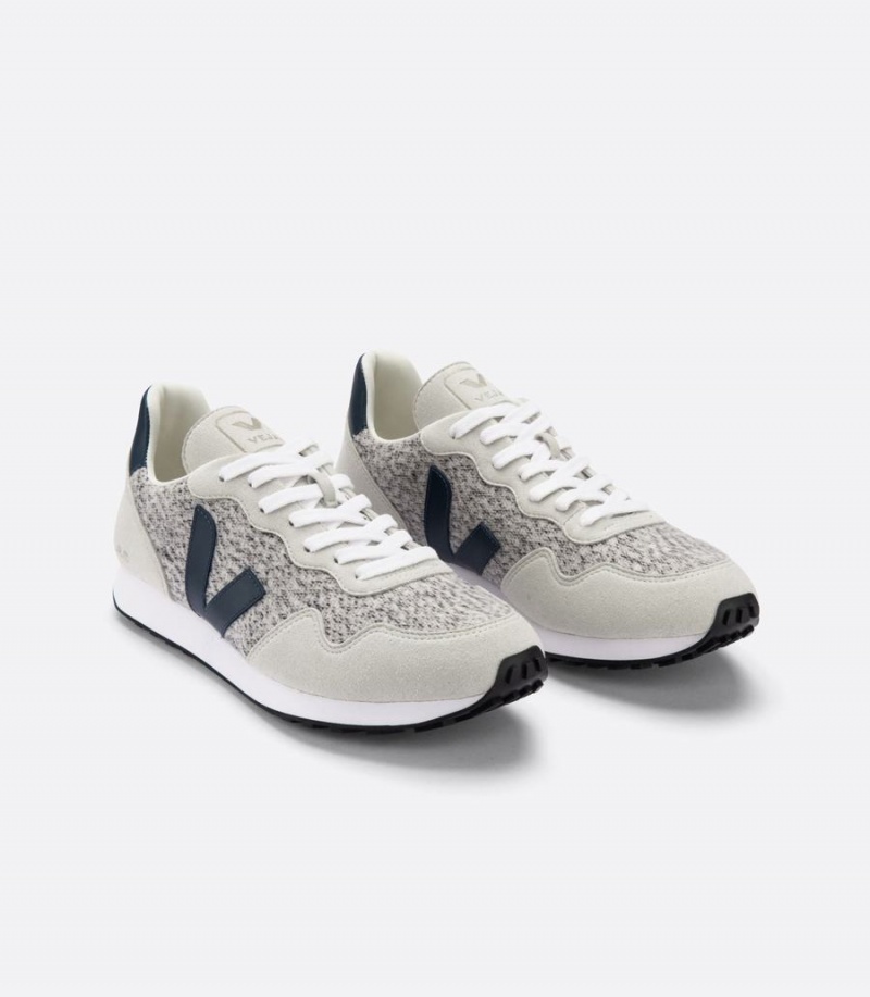 Women's Veja Sdu Alveomesh Flannel Snow Boat Running Shoes White Black | SDV1264XN