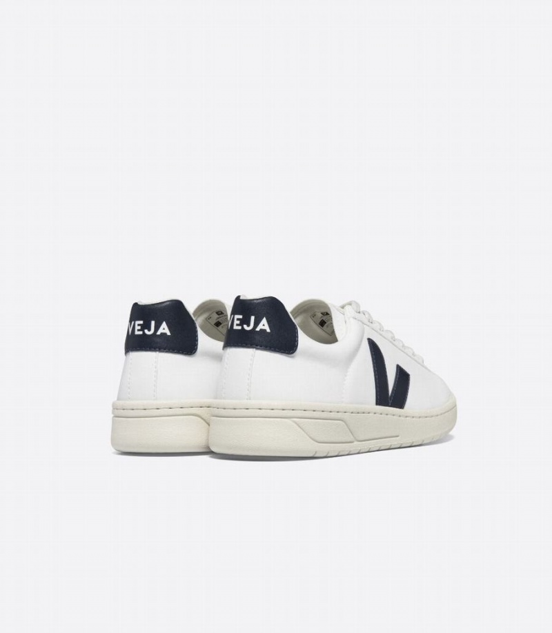 Women's Veja Urca Cwl Boat Low-Top Sneakers White Black | CHV5534PL