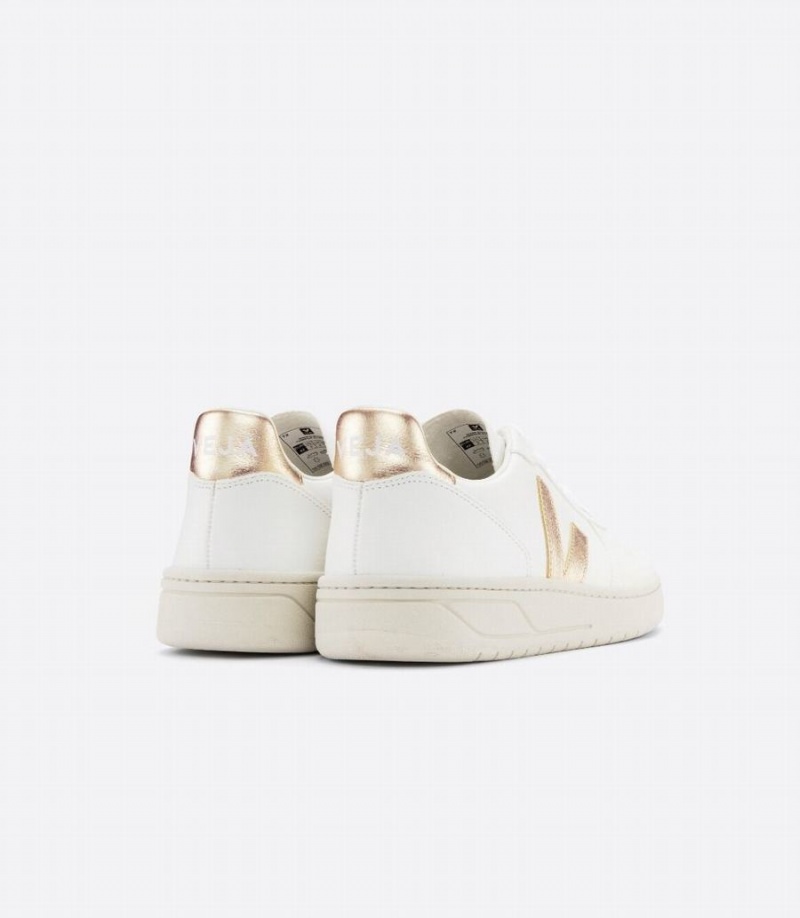 Women's Veja V-10 Chromefree Leather Low-Top Sneakers White Gold | LAQ9962OI