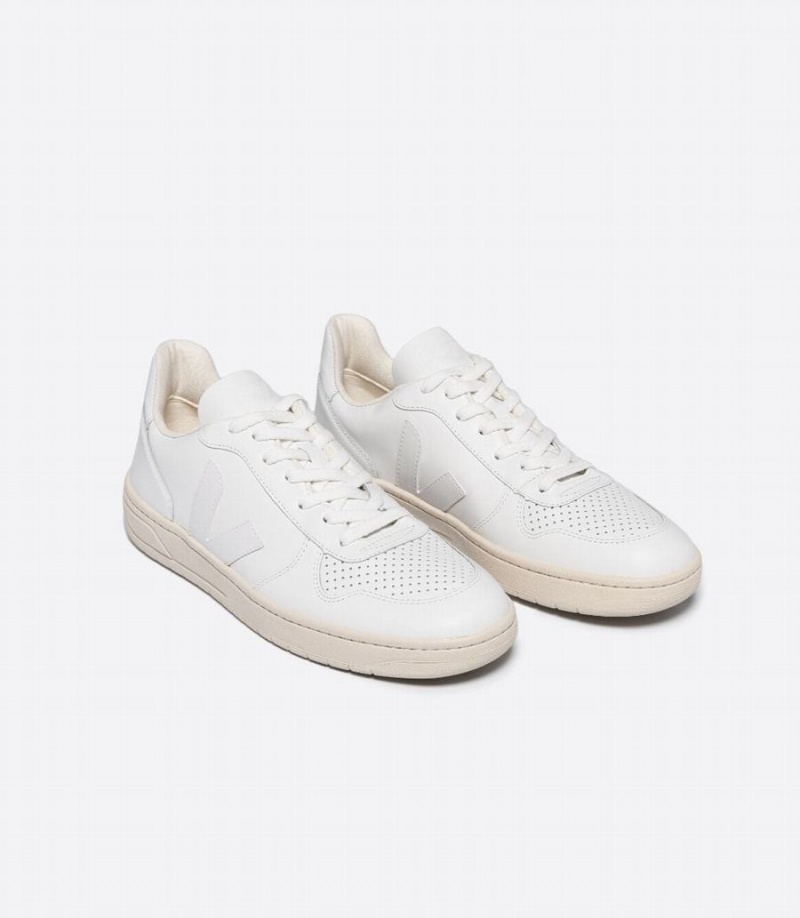 Women's Veja V-10 Leather Low-Top Sneakers White | ESH37100AG